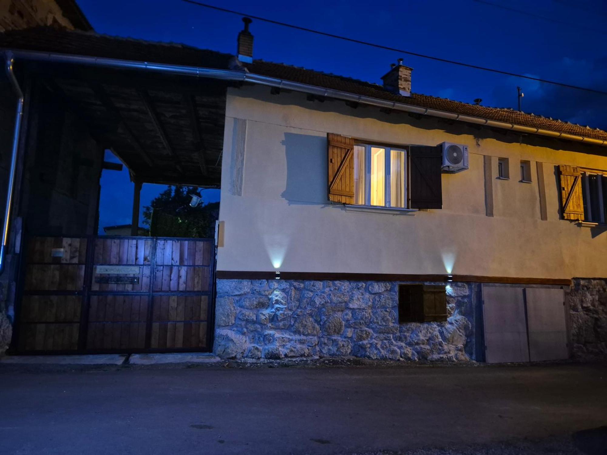 Konak -Guest House -Ramonda Serbika Nis Exterior photo